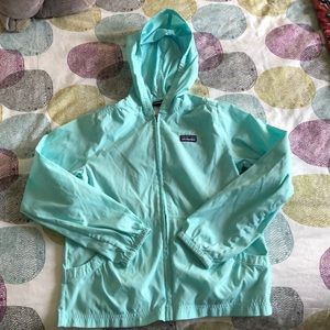 Patagonia light windbreaker jacket flash sale!